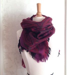 Square oversized scarf